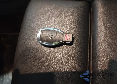 2018 Mercedes-Benz Gla 250 4Matic z USA, uszkodzony, nr VIN WDCTG4GB6JJ512410